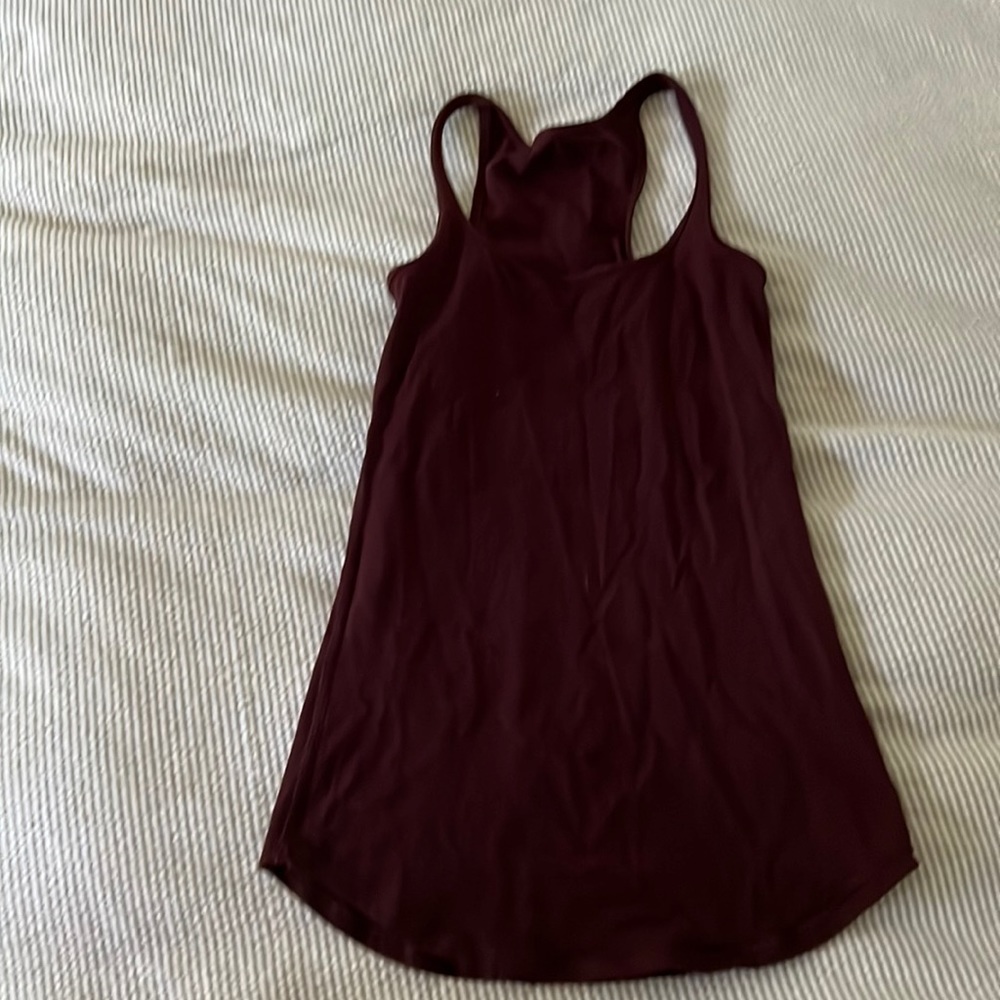 Lululemon tank